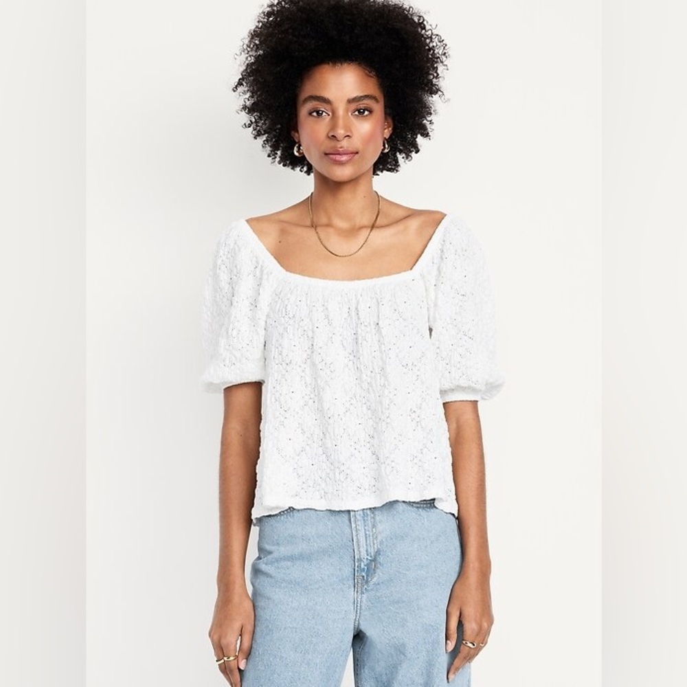 Old Navy Puff Sleeve Lace Top